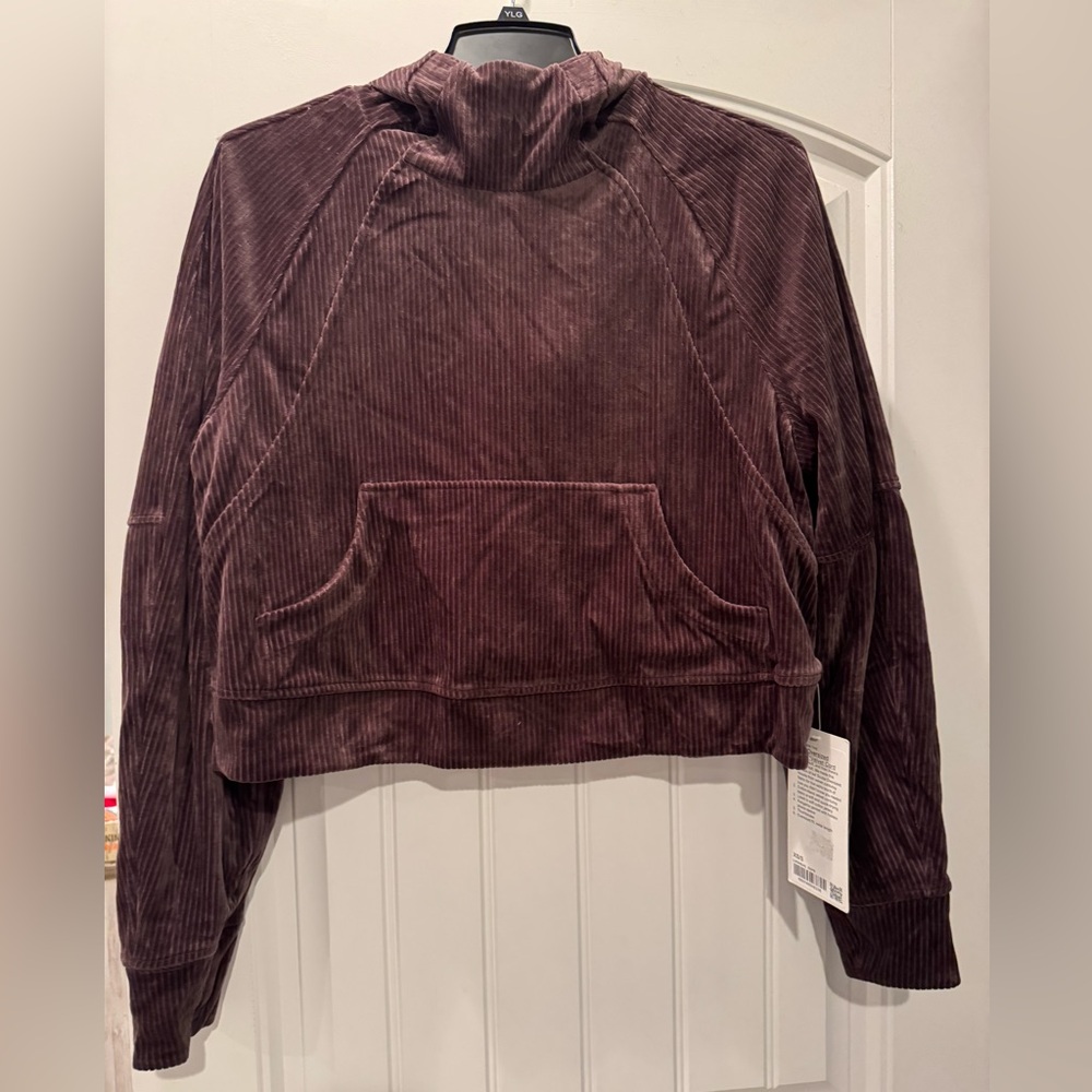 Lululemon NWT scuba - velvet cord XS/S